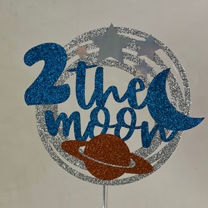 Two the moon cake topper, Two the moon topper, 2nd birthday cake topper, Im two cake topper, Second birthday cake topper, Moon topper