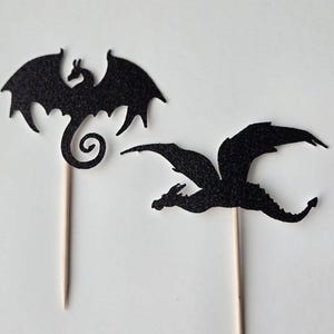 Dragon cupcake toppers, dragon toppers, dragon cake toppers, dragon cupcakes toppers, dragon supplies, dragon party