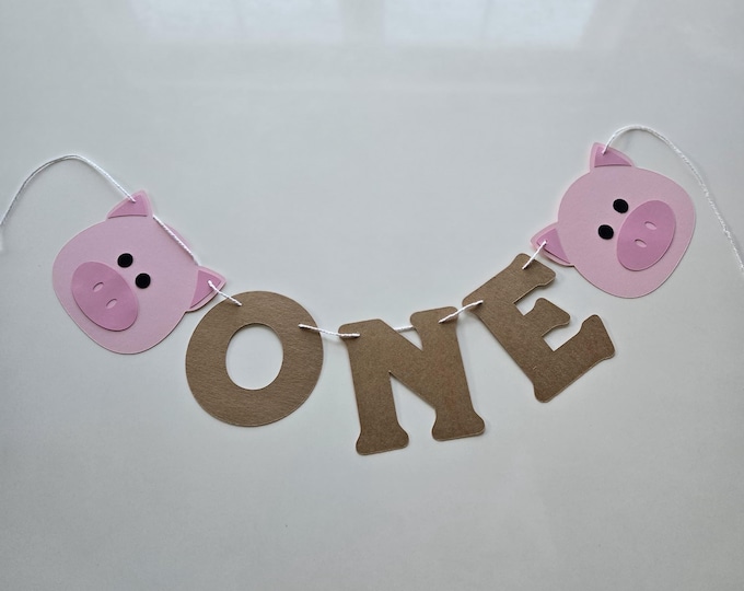 Pig Birthday Banner: Little Piggy Party Decorations
