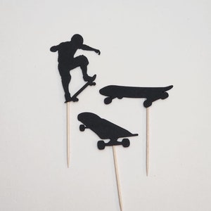 Skateboarding cake toppers, skate board cupcake toppers, skateboarding cupcake toppers, skate board toppers, skate boarding cupcake toppers