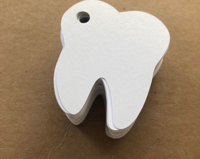 Dentist gift tag, dental gift tag, tooth gift tag, tooth shaped gift tag, Dental grad gift tag, Hygienist gift tag, tooth shaped tag,10 tags