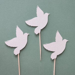 Dove cupcake toppers, Dove toppers, christening cupcake toppers, Wedding cupcake toppers, communion cupcake toppers, set of 12 toppers