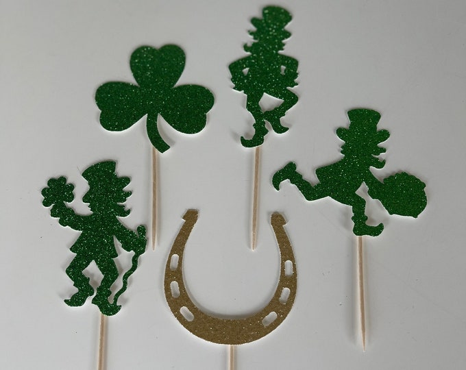 St Patricks cupcake toppers, St Patricks Day cupcake toppers, St Pattys cupcake toppers, Leprechaun cupcake toppers, clover cupcake toppers