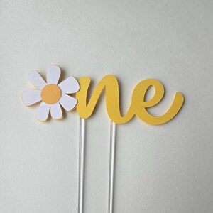Flower cake topper, daisy cake topper, garden cake topper, wildflower cake topper, one cake topper, Im one cake topper