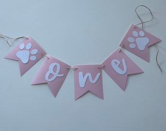 Paw Print 'I'm One' Banner: Dog Birthday Party Decor