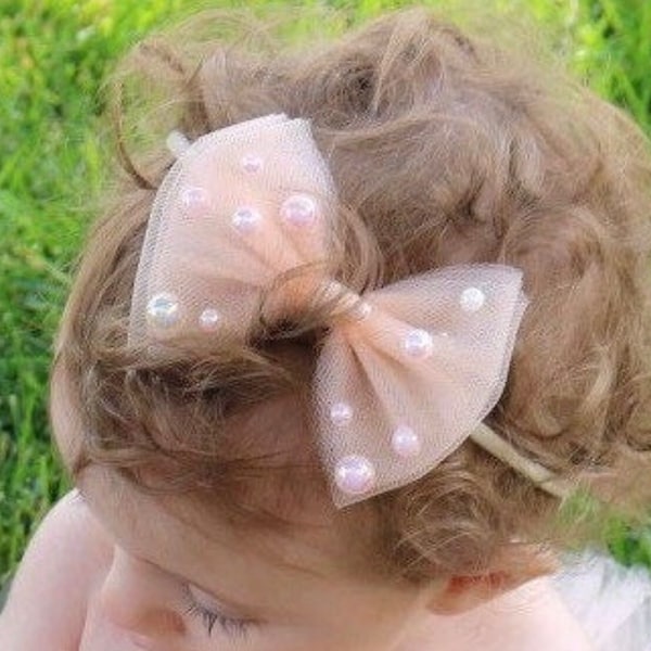 Pretty baby headband, Tulle headband, Pearl headband, Pretty bow headband, elegant bow headband, elegant baby bow headband, baby headband