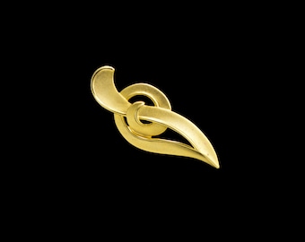 Stylish Gold Toned Leaf Brooch, Vintage Artisan Jewelry, Elegant Designer Pin, Classic Costume Jewelry