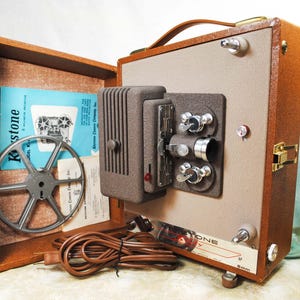 NICE Vintage Keystone Sixty 8 mm Home Movie Projector