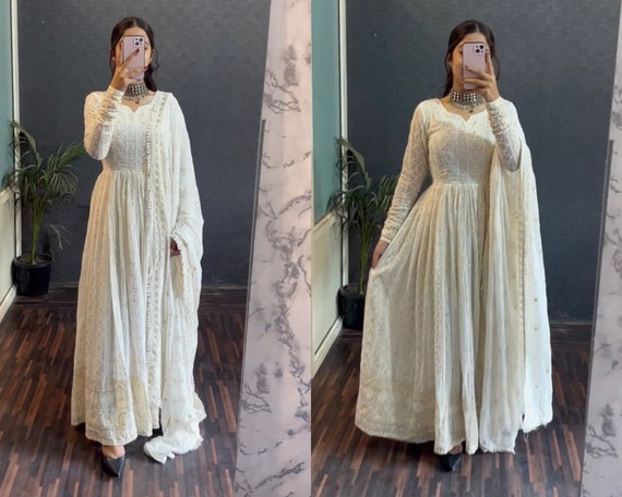 Wonderful White Colour Designer Heavy Lehenga Choli For Wedding | Unique  lehenga designs, Draping fashion, Heavy lehenga