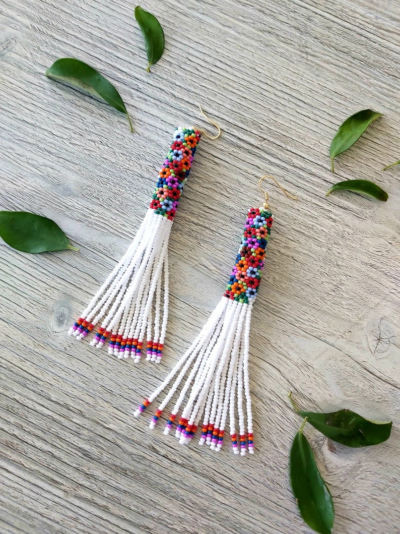 Long minimalist floral beaded fringe earrings seed bead earrings dangle boho earrings chandelier earrings native bead earrings image 4