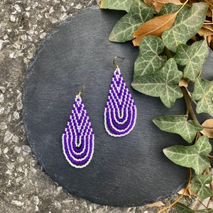Violet and white beaded earrings, beadwork earrings, short fringe beaded earrings, Stylish earrings, Seed bead earrings,Boho earrings