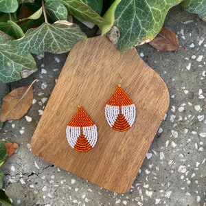 Burnt orange beaded earrings, small beaded earrings, seed bead earrings Nature earrings beaded earrings Fringe beaded earring