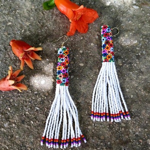 Long minimalist floral beaded fringe earrings seed bead earrings dangle boho earrings chandelier earrings native bead earrings image 2