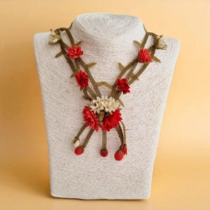 Red & Cream Crochet Necklace: Floral Oya Needle-Lace Art-Silk Jewelry