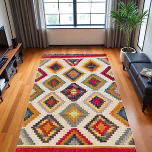 Handwoven Wool Jute Kilim Rug: Boho Farmhouse Decor