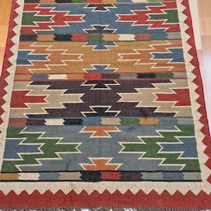 Tapis kilim tissé à la main en laine et jute : 5 x 8 cm, décor bohème
