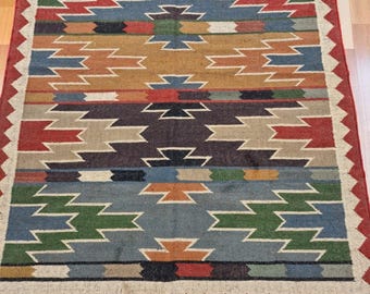 Handwoven Wool Jute Kilim Rug: 5x8 Bohemian Decor