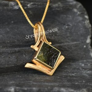 Natural Raw Moldavite Gemstone Pendant in Sterling Silver | With Silver Chain Pendant in Moldavite | Anniversary Gift | Moldavite Jewelry |