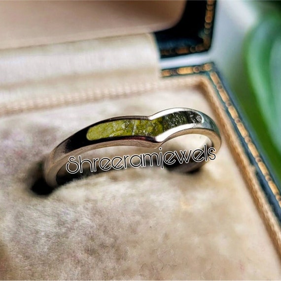 Anello Moldavite grezzo naturale in argento sterling Anello