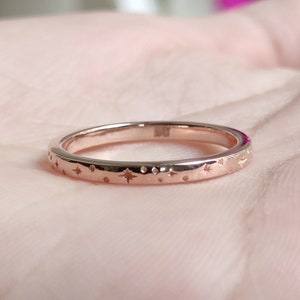14k Star Wedding Band Solid Gold Celestial Ring For Women Star Setting Wedding Band Gift For Her Gold Star Engraved Starburst Platinum Band