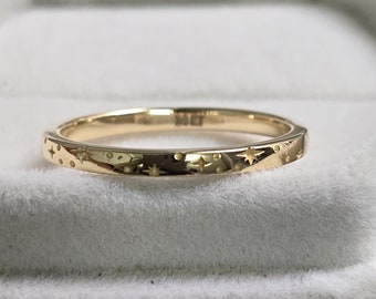 14k Yellow Gold Celestial Star Wedding Ring Band, Engraved Sunburst Wedding Band Ring for Women, Moon Star Thick Platinum Anniversary Band