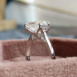 Antique Tulip Setting 1.20ct-2ct-3ct Pear Shape Moissanite Engagement Ring, Petal Prong Set Cathedral Engagement Ring, Teardrop Diamond Ring