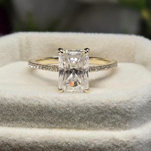 Simple Moissanite Engagement Ring, Radiant Cut Moissanite Wedding Ring for Her, Vintage Promise Tulip Setting Ring, Cutomized Bridal Jewelry