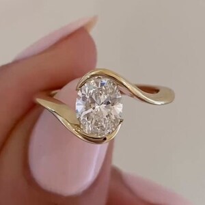 2 carat Oval Moissanite Engagement Ring, Yellow Gold 10k/14k/18k Bypass Engagement Ring, Solitaire Diamond Ring for Women, Bezel Set Ring