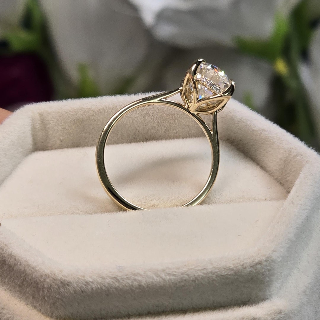Vintage Tulip Setting Oval Cut Moissanite Engagement Ring, Classic