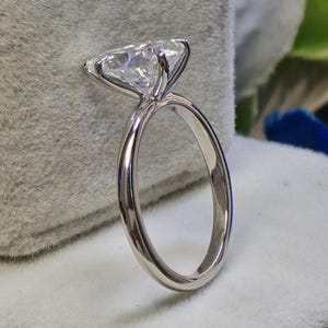 3 Carat Pear Cut Moissanite Engagement Ring in 10k/14k/18k White Gold 5 Prong Solitaire Teardrop Wedding Plain Band Ring Bridal Promise Ring