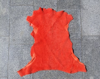 Pomegranate Flower Color - Sheepskin Rug - Animal Leather - Soft Lambskin Hide - Cozy Bench Cover - Bed For Cats & Dogs 2.5 ft X 1.4 ft