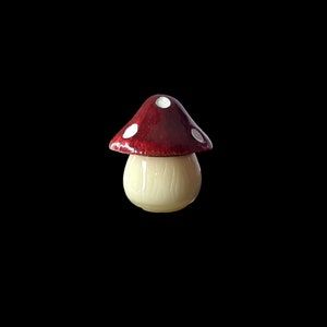 Cutest Mushroom container with lid!