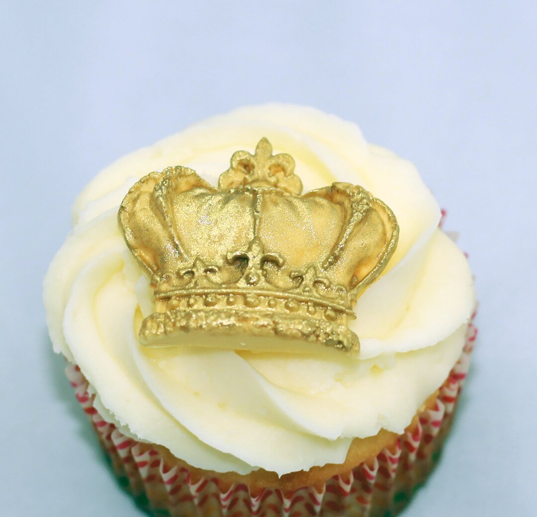 A Set of 12 Fondant Crown Cupcake Toppers. Etsy