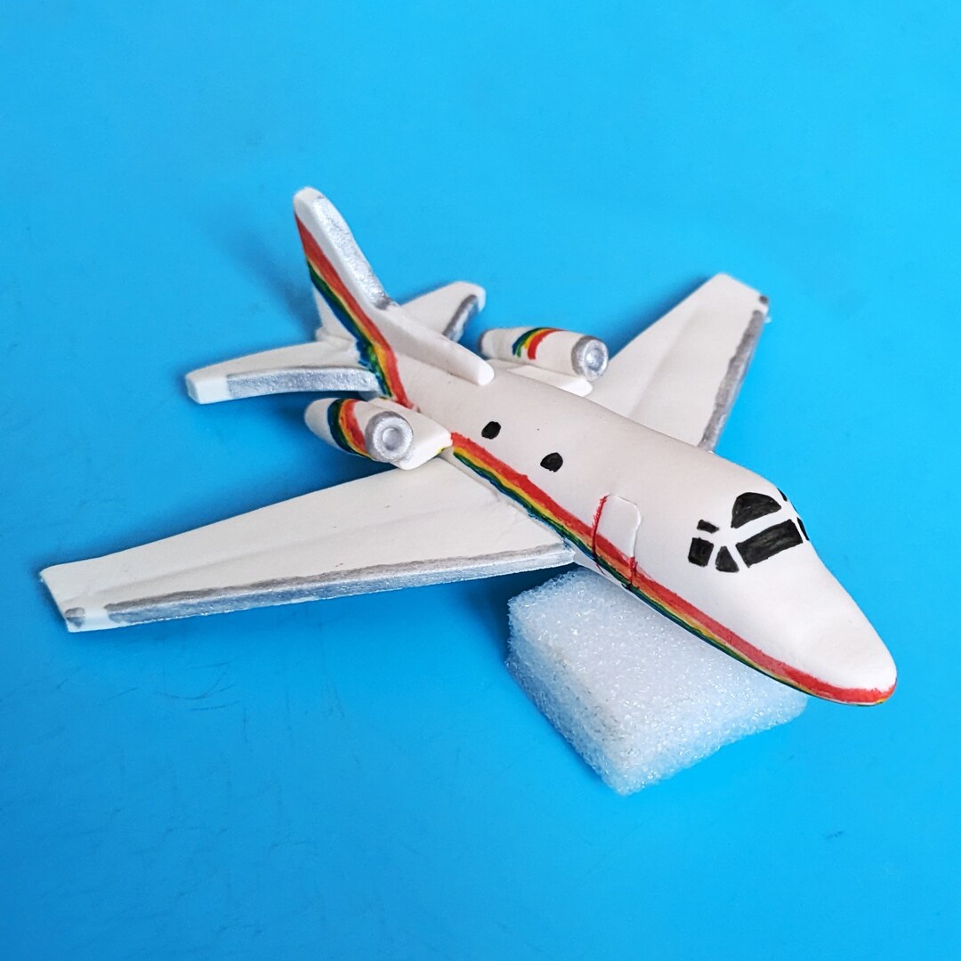 Jet/airplane Cake Topper. Edible Realistic Airplane Fondant/gum Paste ...