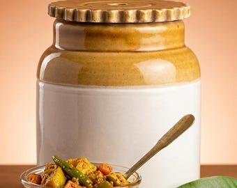Tarro de cerámica vintage hecho a mano para encurtidos – Barni tradicional indio para encurtidos, especias y almacenamiento de cocina. Capacidad de 1/2 kg a 10 kg.