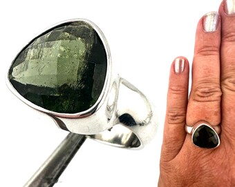 モルダバイトクリスタルリング（スターリングシルバー製）サイズ6.5