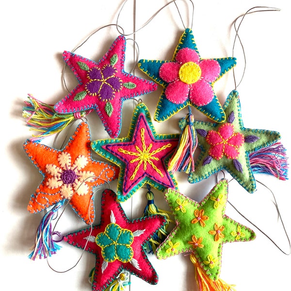 Mexican felt star, folk art appliqués, decorations for Cinco de mayo, fabric gift tags, boho hand embroidered star, party favor