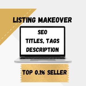 Op de afbeelding: Een zilveren laptop met een wit scherm waarop de tekst "SEO TITLES, TAGS DESCRIPTION" wordt weergegeven. De laptop staat op een witte achtergrond met een gouden banner onderaan waarop "TOP 0.1% SELLER" staat.