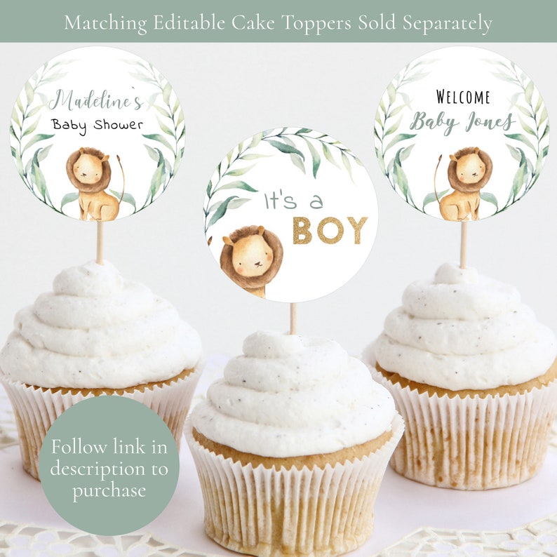Może przedstawiać: Trzy okrągłe ozdoby na tort z zielonym wzorem liści i ilustracją lwa. Ozdoby m&oacute;wią "Madeline's Baby Shower", "Welcome Baby Jones" i "It's a Boy".