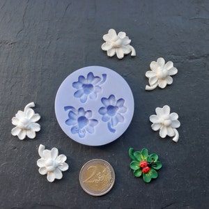 Silikonform Kleeblatt mit Marienkäfer 3tlg / Fondant Schokolade Muffin Cupcake Topper / Dekoration Backidee Silvester Glücksbringer DIY