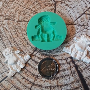 Silikon Gießform Schaf Schäfchen Flach / Bastelform zur Kartengestaltung / Kerzenform Seifenform / Schmuckform / Dekoration Ostern DIY