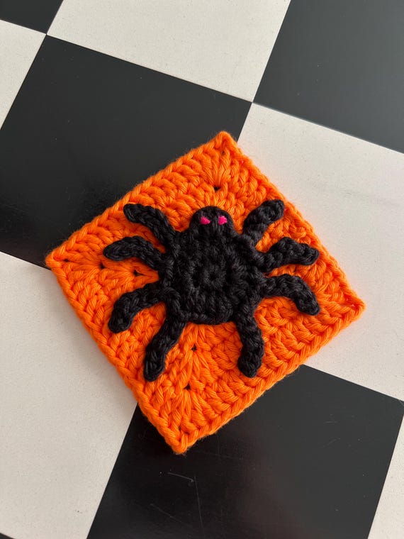 Halloween Crochet Applique Pattern Collection: Bat, Ghost, Pumpkin