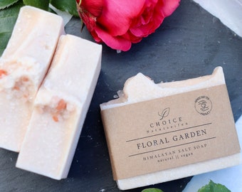 Naturseife „Floral Garden“ mit Himalayasalz und Rosengeranienöl, vegan & palmölfrei, pflegende handgemachte Seife