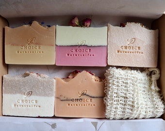 Natural soap set “Floral Collection” with soap bags, vegan & palm oil-free