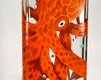 Botella de aceite con diseño de pulpo pintada a mano – Decoración de cocina costera – Dispensador de vidrio náutico