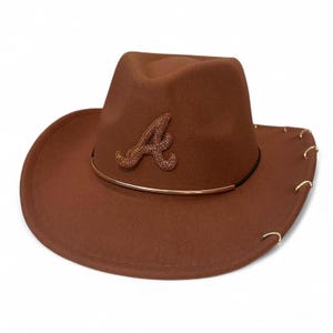 Sombrero de vaquero con diamantes de imitación estilo western de los Atlanta Braves (sombrero personalizado de la gira Cowboy Carter - inspiración de Beyoncé)