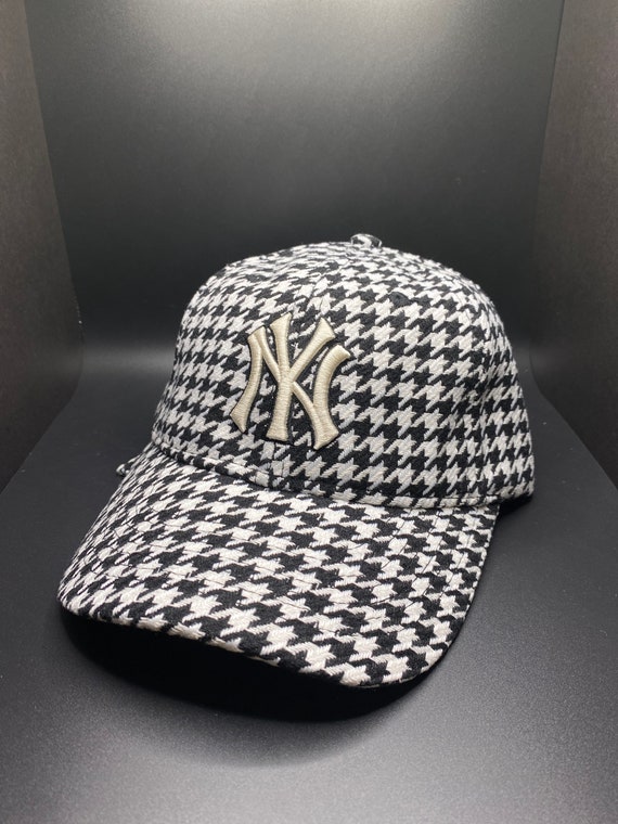 Buy Custom Houndstooth New York NY Yankees Adjustable Hat Online in India -  Etsy