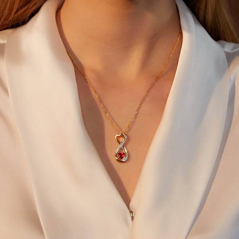 Red Crystal Heart & Wings Pendant Burn Gold Tone Necklace Costume Jewellery SALE Red Crystal Heart & Wings Pendant Burn Gold Tone Necklace Costume Jewellery SALE
