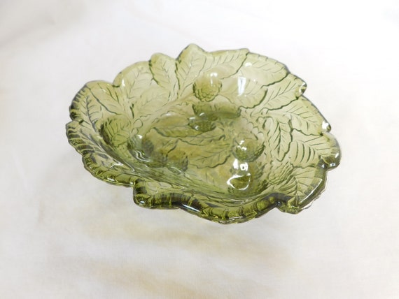 Vintage Dish, Green Glass, Loganberry, Indiana Glass, Serving Dish, All Seasonal, Berries and Leaves, Collectible, Nut Dish, Candy Bowl