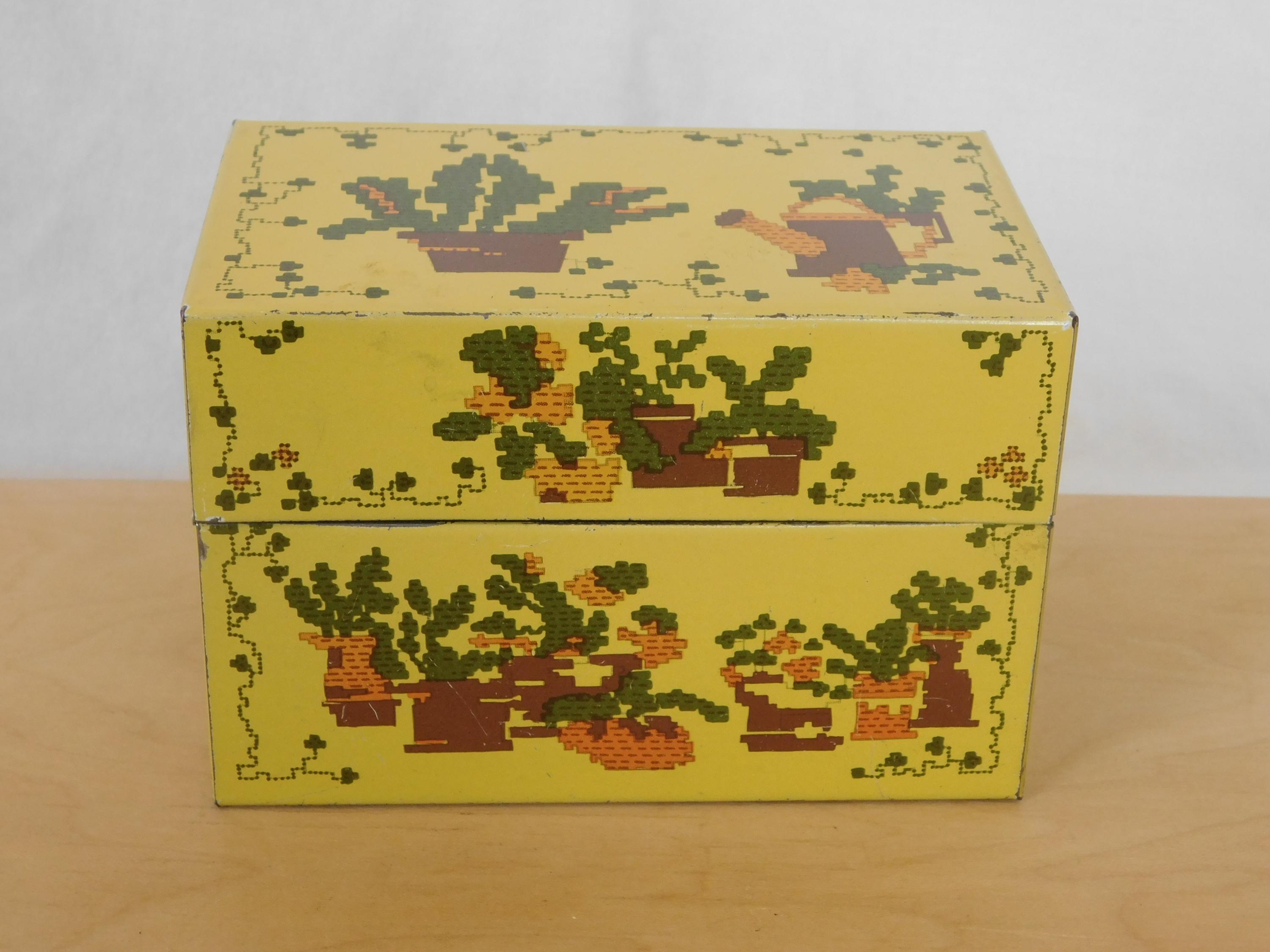 Vintage Recipe Box, Syndicate Mfg, Cactuses, Watering Can, Plants